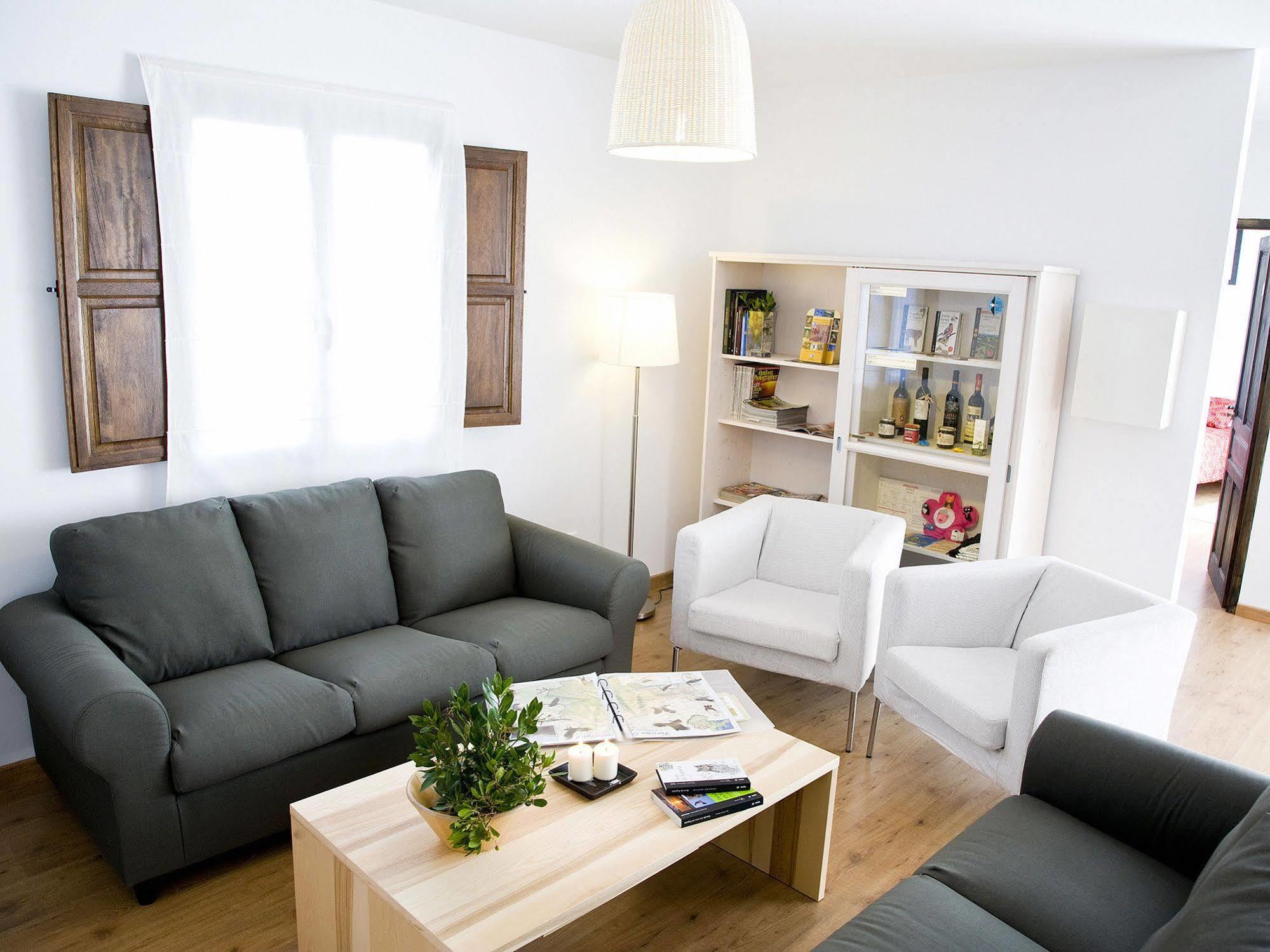 Casa Babel Monfraguee Guest House Torrejon el Rubio Ngoại thất bức ảnh